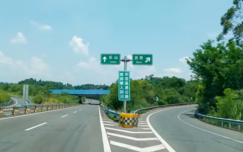 1692665815292031167.jpeg e2dbee1c7c7f4a458670cf2165d0211.jpeg